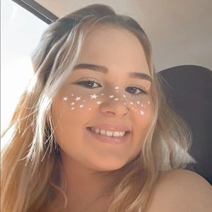 Meet your Posher, Karisa